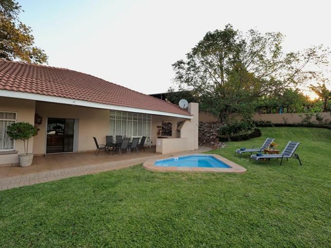 Poinsettia Family Cottage Хейзивю Екстериор снимка